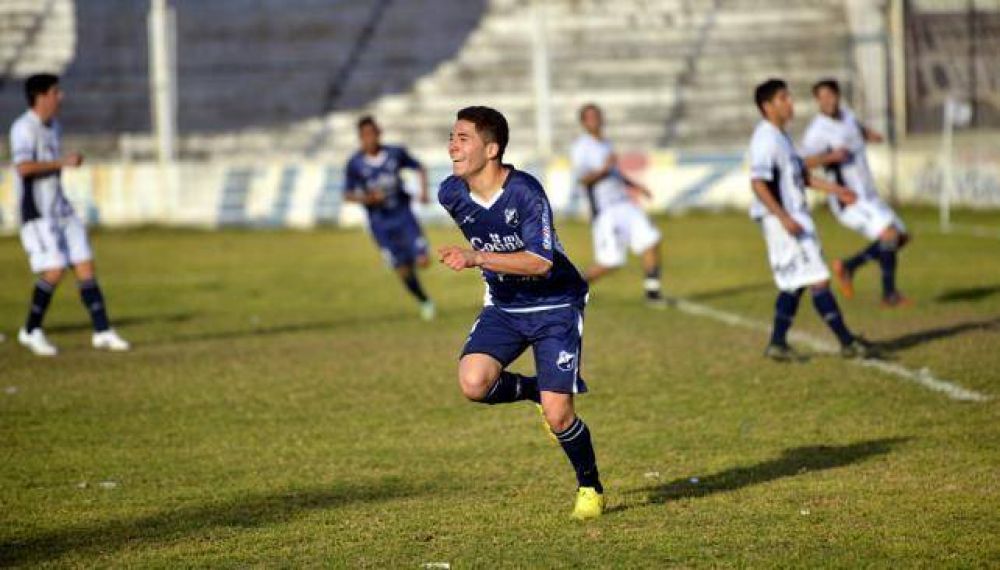 Federal B: lluvia de goles entre los albos