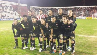 Instituto contra Ferro no puede: merec�a m�s y empat�