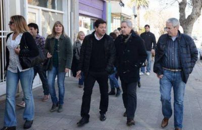 Felipe Sol� en Lober�a: �Vamos a impulsar en la Provincia el Plan de Primer Empleo�