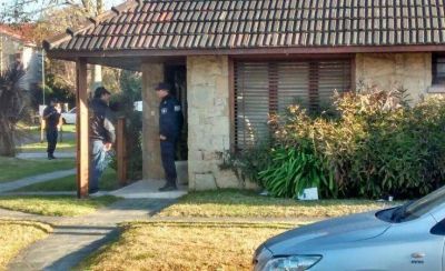 Una m�dica le rob� la tarjeta a una compa�era y se fue de shopping