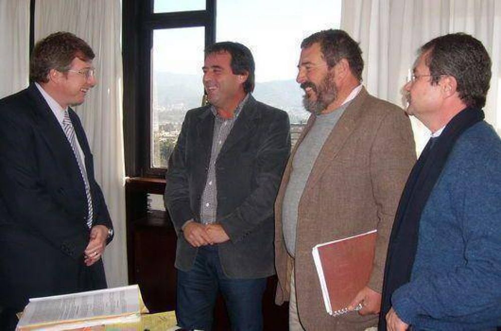 Escandalosos honorarios por juicios contra el Estado 