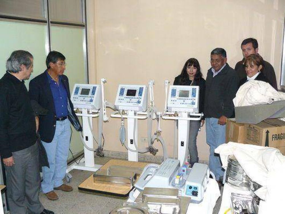Legisladores inspeccionaron la sala de terapia del Paterson  