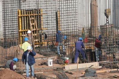 Privados crean 5 mil empleos locales, pero no se recuperan niveles de 2013