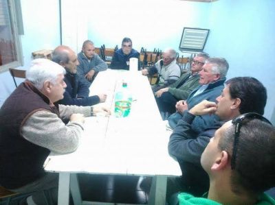 Duarte se reuni� con C.D del Centro de Conductores de taxis