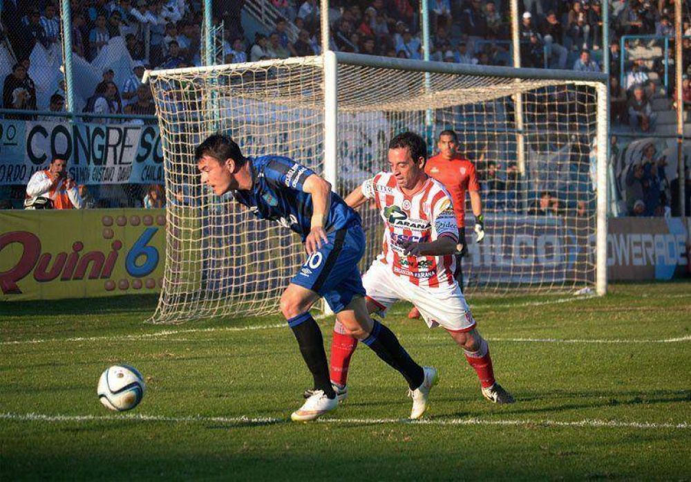 Atl�tico Paran� cay� ante Atl�tico Tucum�n en el Jard�n de la Rep�blica