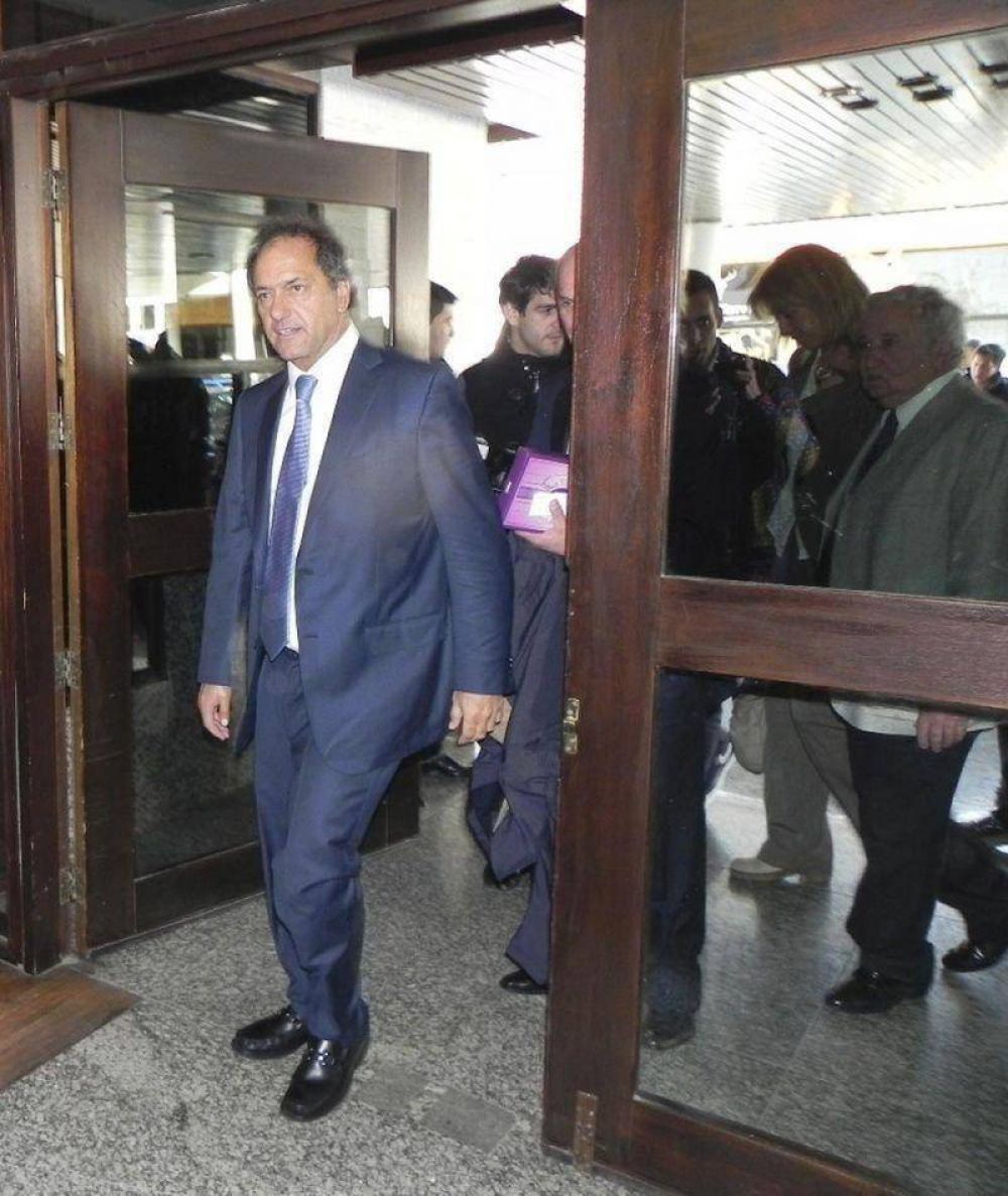 Daniel Scioli podr�a volver a Bariloche para la Fiesta Nacional de la Nieve