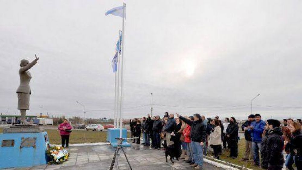 El Peronismo record� a Evita, a 63 a�os de su fallecimiento