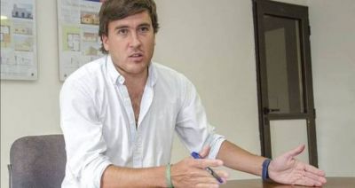 Posadas: �Ernesto S�nz le entreg� la UCR a Mauricio Macri�