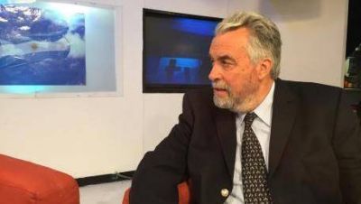 Intendentes piden bajar decibeles en la interna