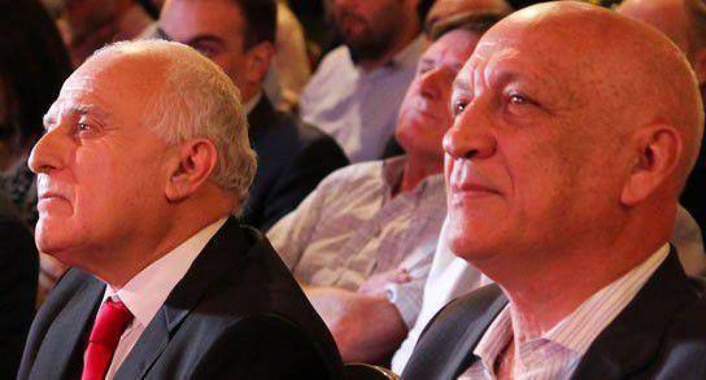 Lifschitz, preocupado por ordenar las finanzas