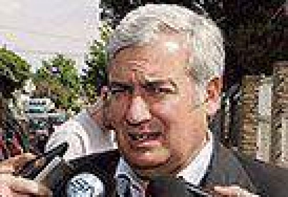 Si asume la gobernaci�n, Torroba abrir�a sala de hemodi�lisis