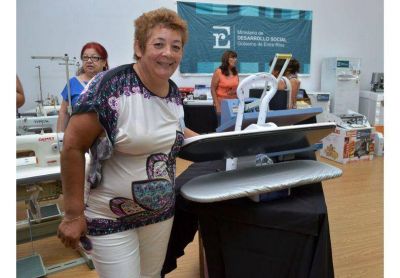 M�s de 300 emprendedores accedieron herramientas y equipamiento en 2015
