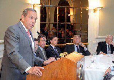 Sapag expondr� en el Club del Petr�leo de Buenos Aires 