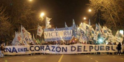 Homenaje del FpV y el PJ Mar del Plata a Evita a 63 a�os de su fallecimiento