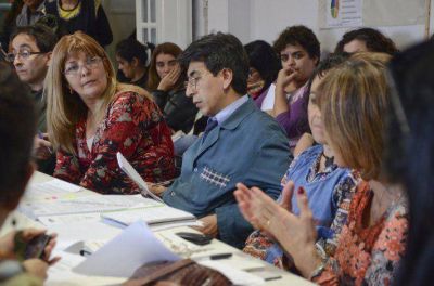 Las clases se resentir�n toda la semana en Comodoro