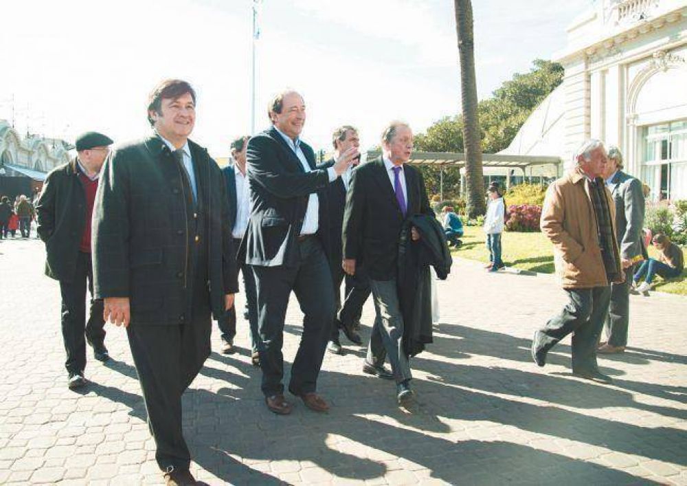 Despu�s del giro de Macri, el radicalismo endurece la interna de Cambiemos
