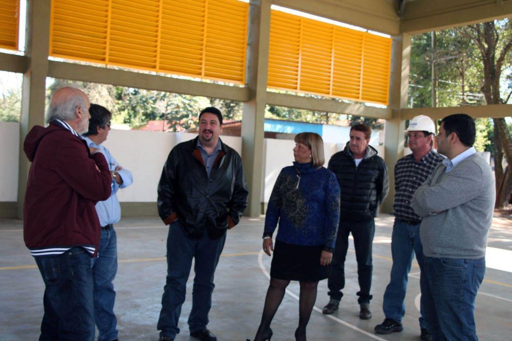 Closs y Jacobo visitaron las obras de la Epet 4 y del Jard�n Maternal en Iguaz�