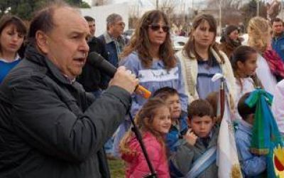Intendente Vidal celebr� los 106 a�os de la localidad de Claraz 