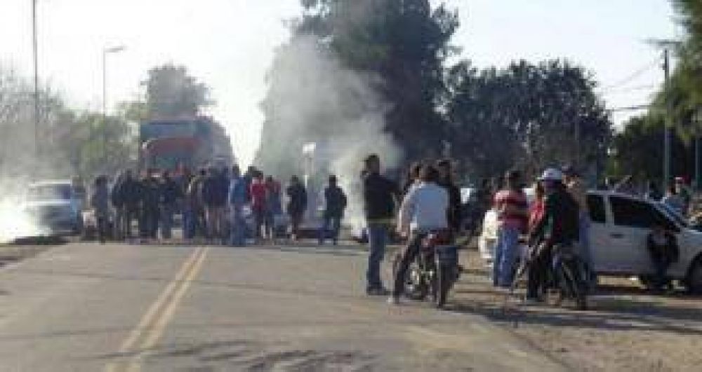 Inundados de El Molino reclaman que la asistencia social es insuficiente