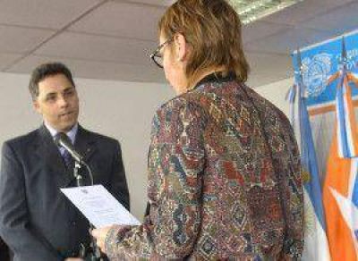 Vialidad: La Gobernadora le acept� la renuncia a Pablo Gonz�lez