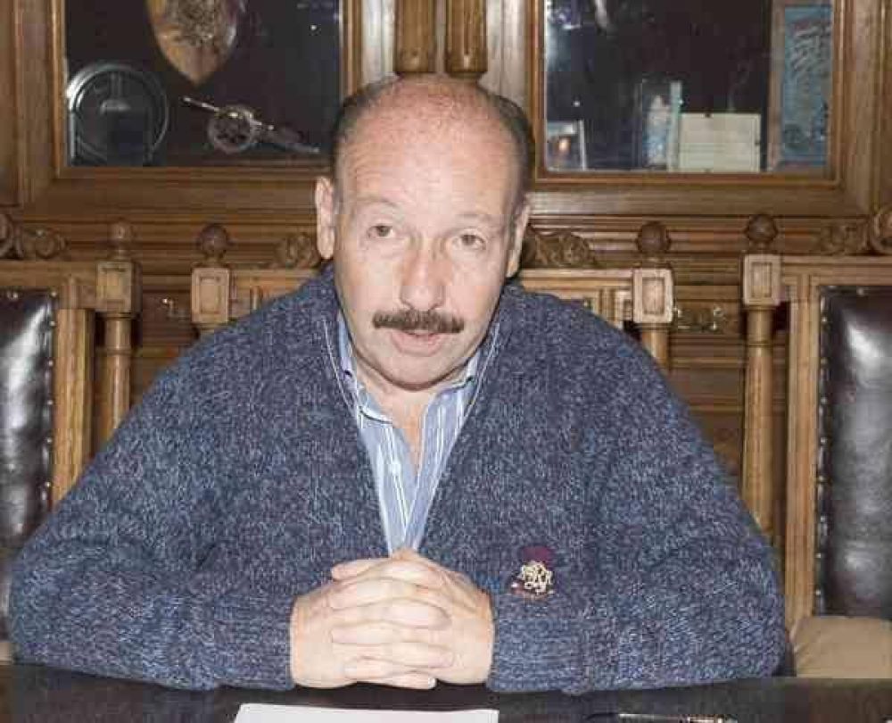 Por segunda vez en dos d�as, el concejo cit� a Inza a su tercera interpelaci�n