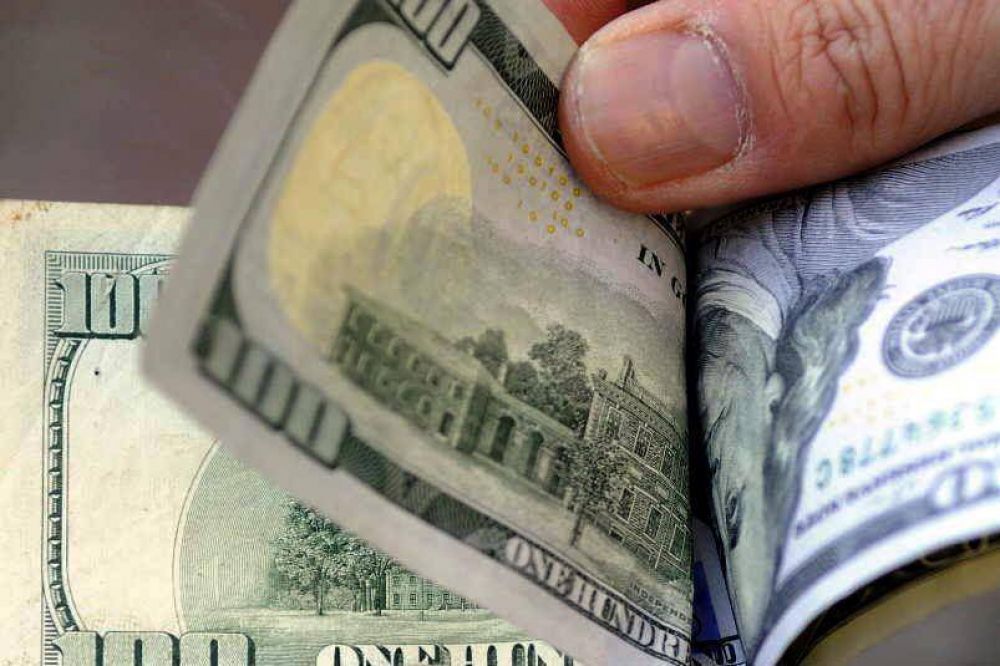 El blue subi� otra vez y volvi� a tocar los $ 15 en Mendoza