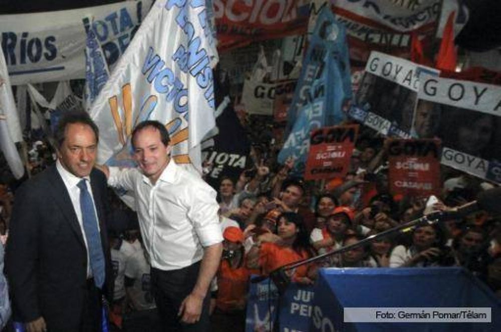 Scioli exhort� a los j�venes a 