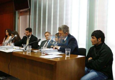 Comenz� el juicio a dos j�venes acusados de un homicidio y otros hechos violentos