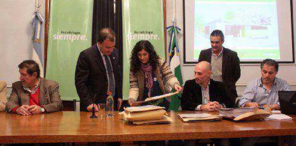 El Gobierno ejecutar� en Viedma obras por m�s de 18 millones de pesos