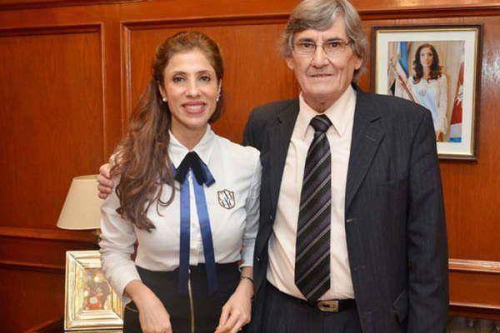 Fuerte apoyo del Gobierno provincial a comunas para mejorar los servicios
