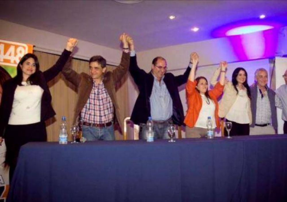 Yedlin acus� a Amaya de no hacerse cargo de los problemas