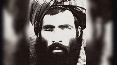 Oficiales afganos afirman que el Mullah Omar, l�der supremo de los talibanes, muri� en 2013