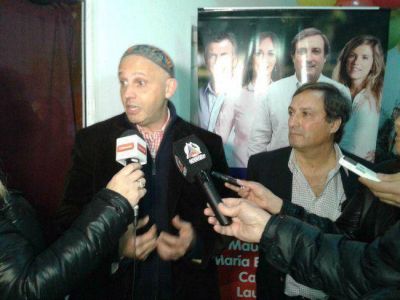 Cambiemos hizo cena de campa�a y Bergman le peg� a S�nchez