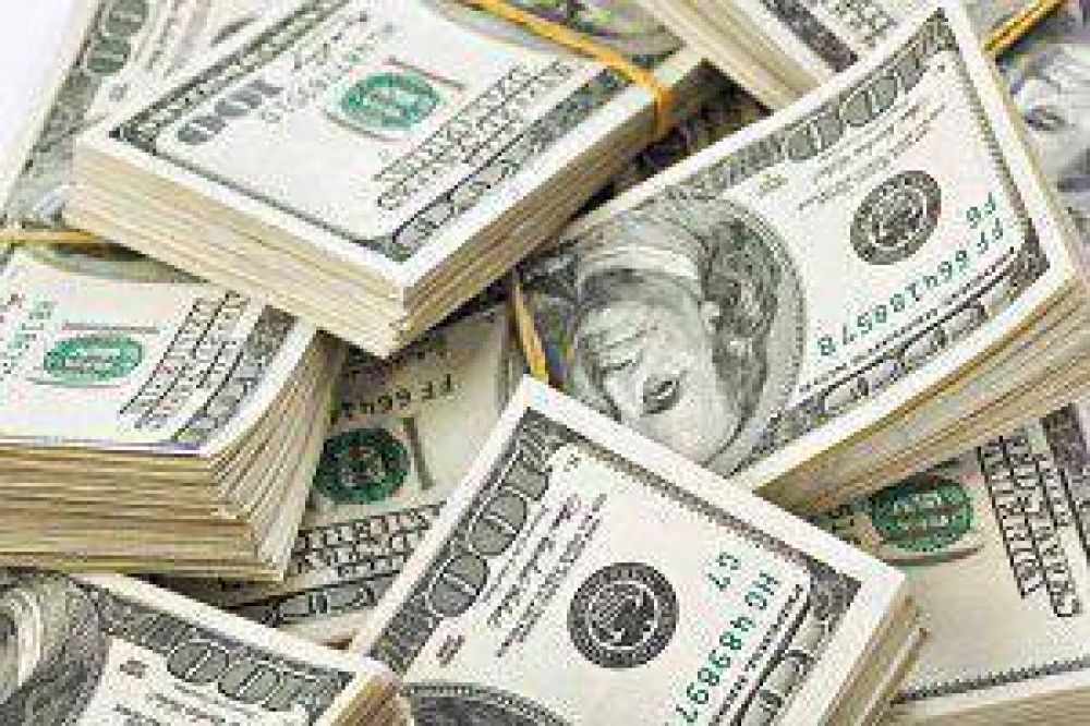 Fuerte intervenci�n del BCRA y la Anses logr� frenar el alza del d�lar