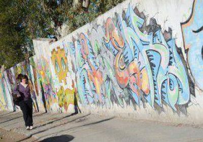 Quiroga convoc� a grafiteros para colorear la ciudad 