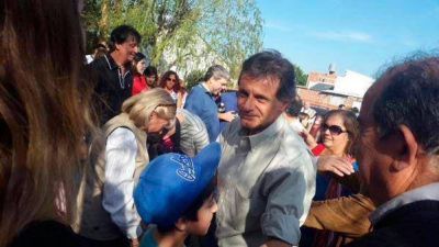 Pulti destac� la expropiaci�n del EMHSA y recibe a los trabajadores