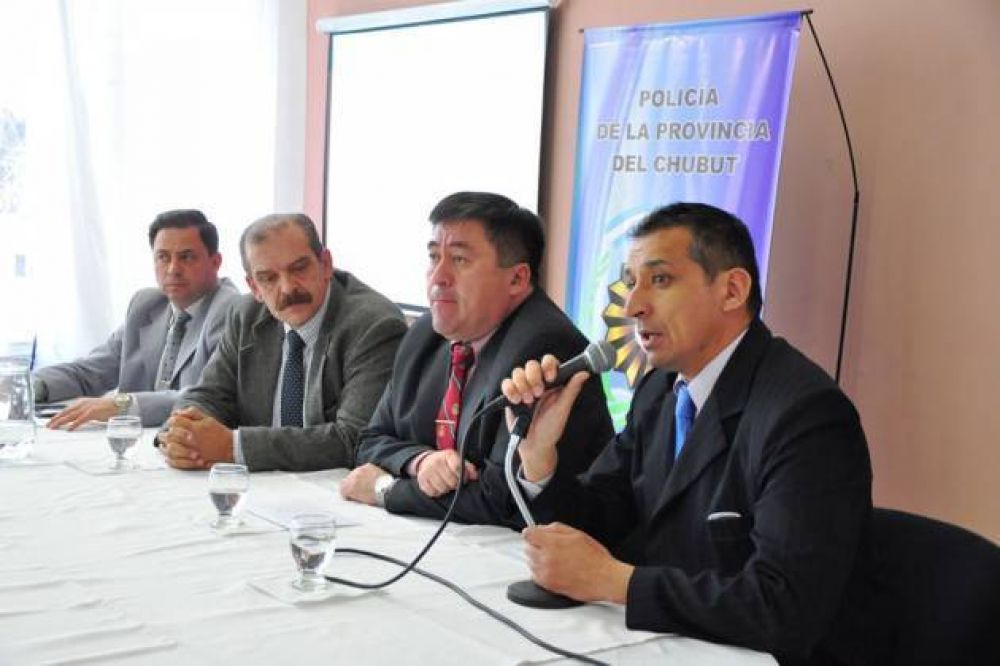 Destacan trabajo de la polic�a para desbaratar banda narco