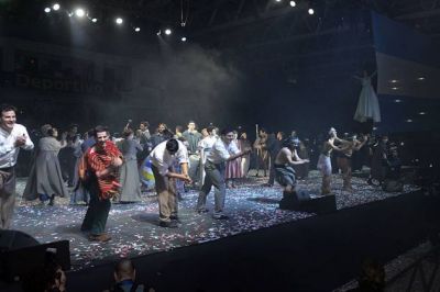 Sesquicentenario: Buzzi preside la presentaci�n de �Coraz�n Pionero� en Trelew
