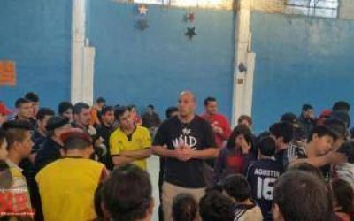 Quilmes: Martiniano Molina particip� de un torneo deportivo en La Florida