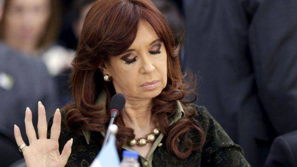 Cristina Kirchner sigue en reposo por laringitis: no ir� a la Bolsa esta tarde
