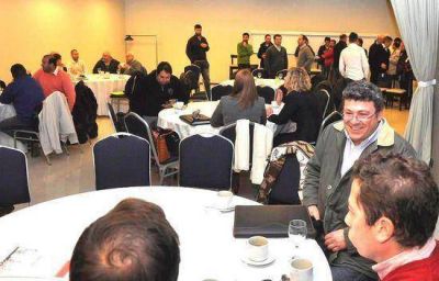 Se realiz� un �Desayuno de Negocios� entre PyMES de Campana y la Empresa Saint-Gobain 