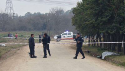 Una mujer fue asesinada por su expareja en plena calle