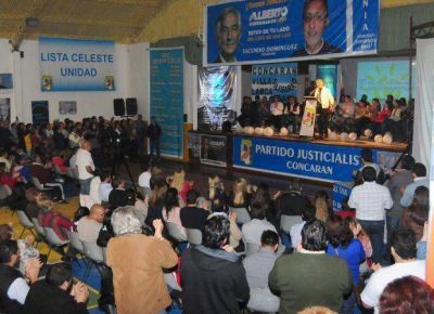 Alberto Rodr�guez Sa� prometi� obras y diques para Chacabuco