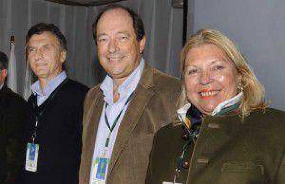 Macri, Sanz y Carri� se juntan a �tomar un caf� y disipar rumores sobre el frente Cambiemos