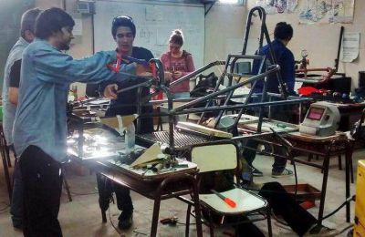 Cuatro EPET neuquinas construyen autos para participar del Desaf�o ECO 2015