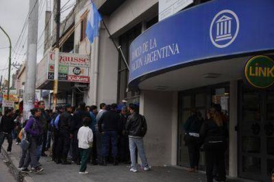 Pagos de sueldos para municipales de SFVC