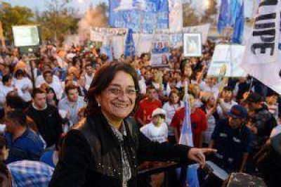 Luc�a se puso la campa�a al hombro y recorri� el circuito 7