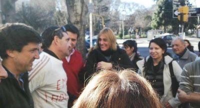 La UCR festej� la expropiaci�n del EMHSA junto a los trabajadores