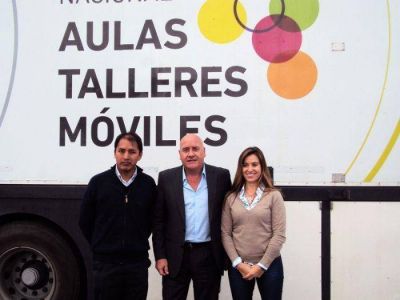 Ya inscriben para cursos a dictar en aulas m�viles instaladas en el Puerto