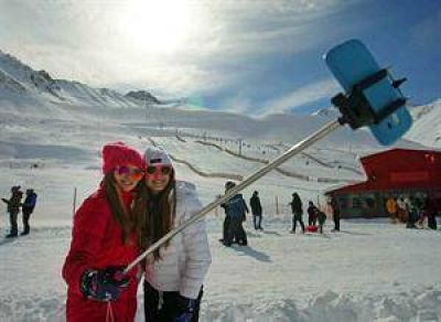 Vacaciones: las nevadas y el buen tiempo, los aliados de la temporada